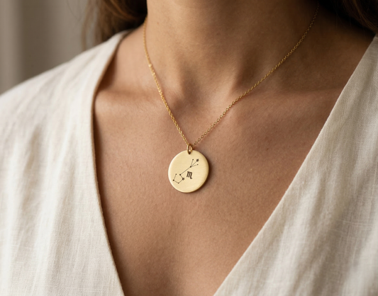 Sternzeichen Anhänger –  Gravur mit persönlicher Bedeutung