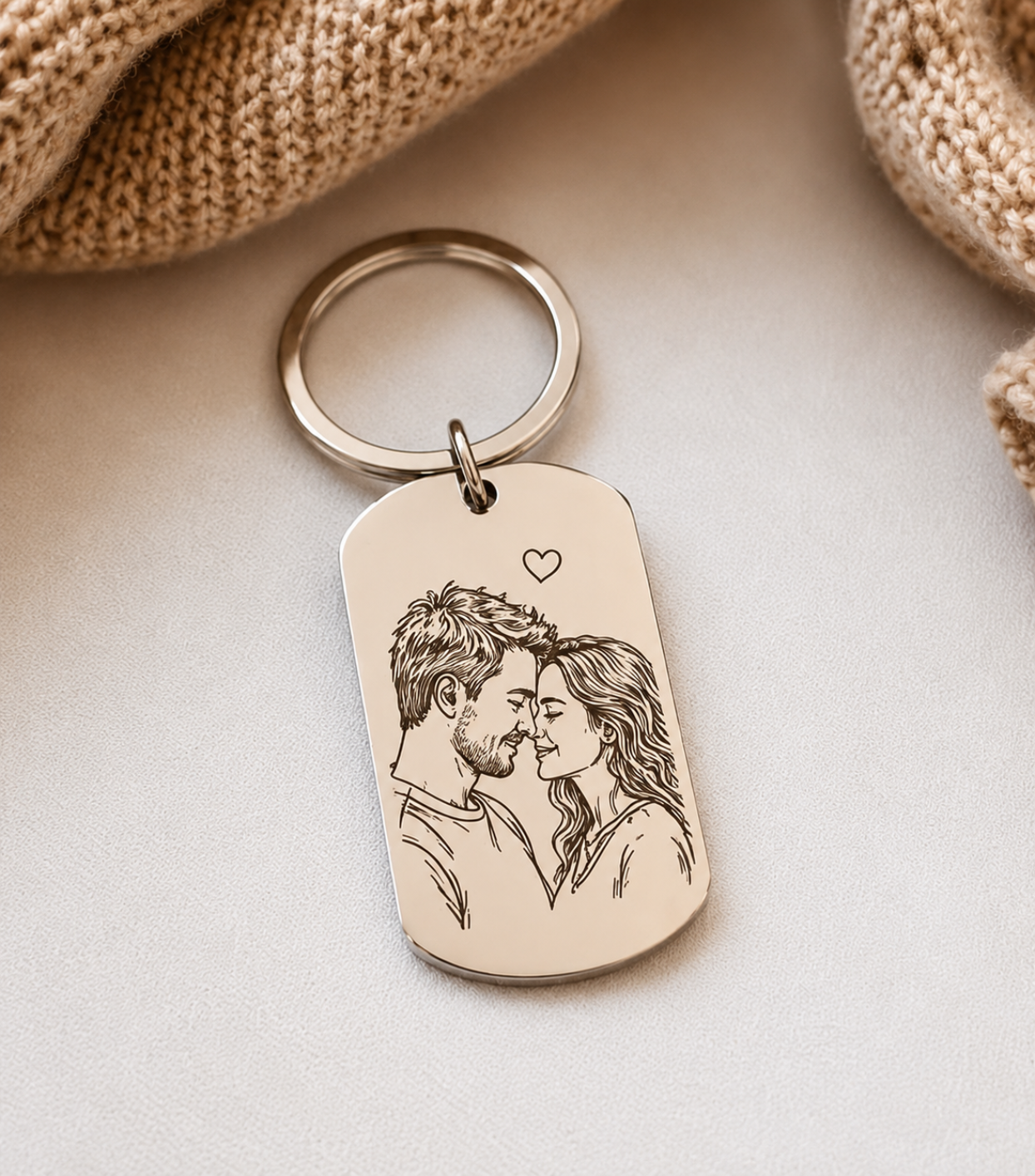 Personalisierter Schlüsselanhänger mit Foto Gravur | Individuelle Lineart Zeichnung | Haustiere, Kinder, Familie oder Paar Portrait